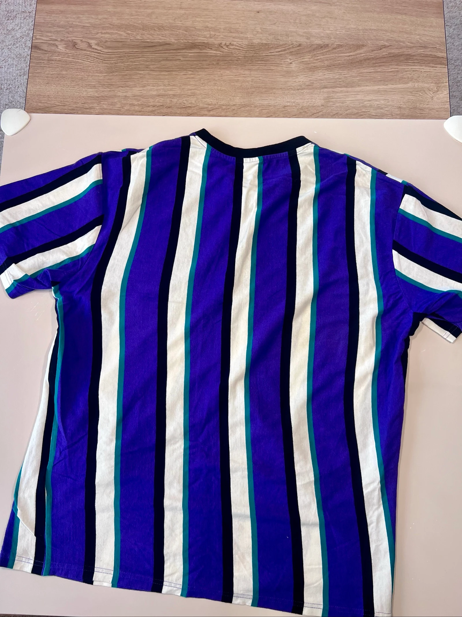 Camiseta hombre FSBN a rayas verticales retro (Violeta, Blanco y Verde) - Talla XL – photo 2